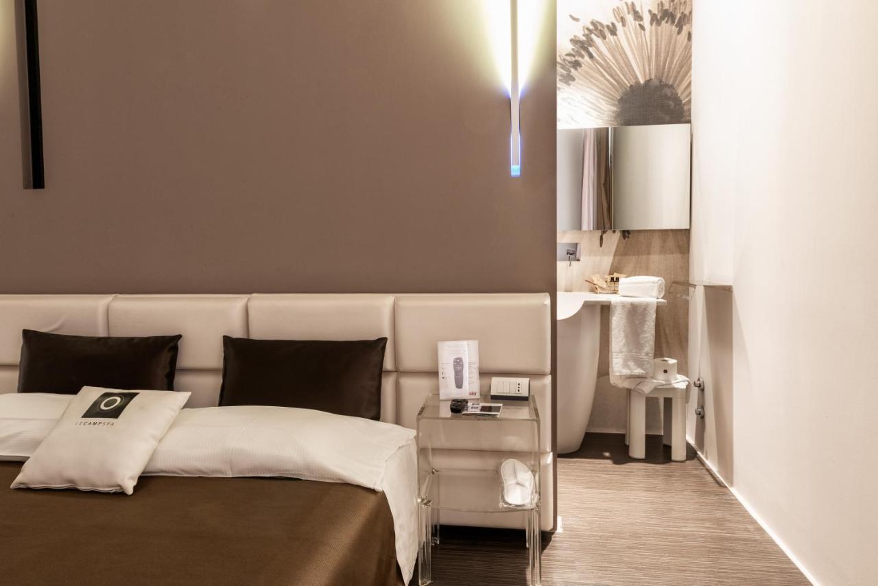 Single Room King Size Bed Balcony