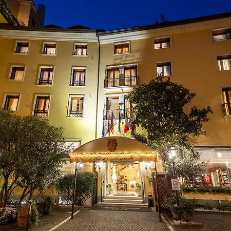Majestic Toscanelli (centro storico)-3